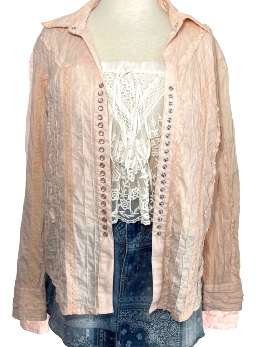 Scully Peach Button-Up Lace Trim Shirt M